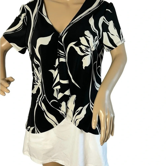 skirt & blouse,matching,ruffle,stretchy, artsy,large floral,quality,timeless.EC - Picture 6 of 10